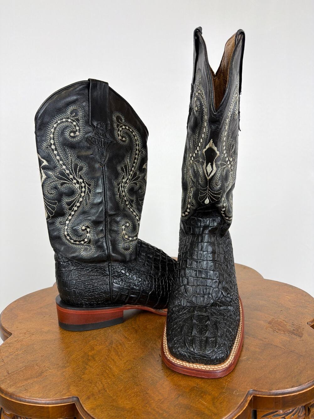 Ferrini Black Embossed Crocodile Western Boots Men’s 8.5D Ivory Stitching Mexico